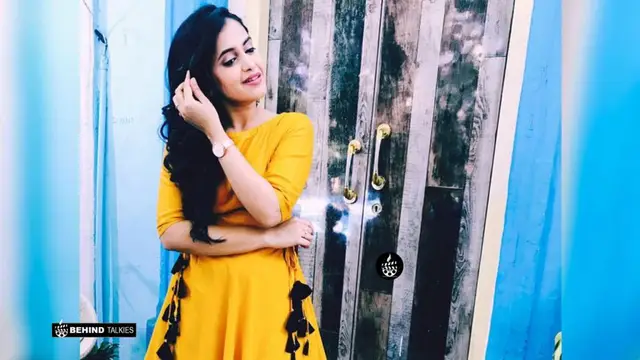 Singer Shruthi Prakash